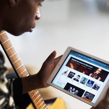 Netzwerke wie Music in Africa oder LA ESCUELA___ eröffnen Raum für Dialog und Partizipation – analog und digital. © Music In Africa Foundation