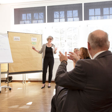 "Einfühlsame und starke Lehrer*innen sind entscheiden für gelingende Wertebildung" - Fokusrunde "Professionalisierung von Lehramtsanwärter*innen und Lehrkräften in der Wertebildung"